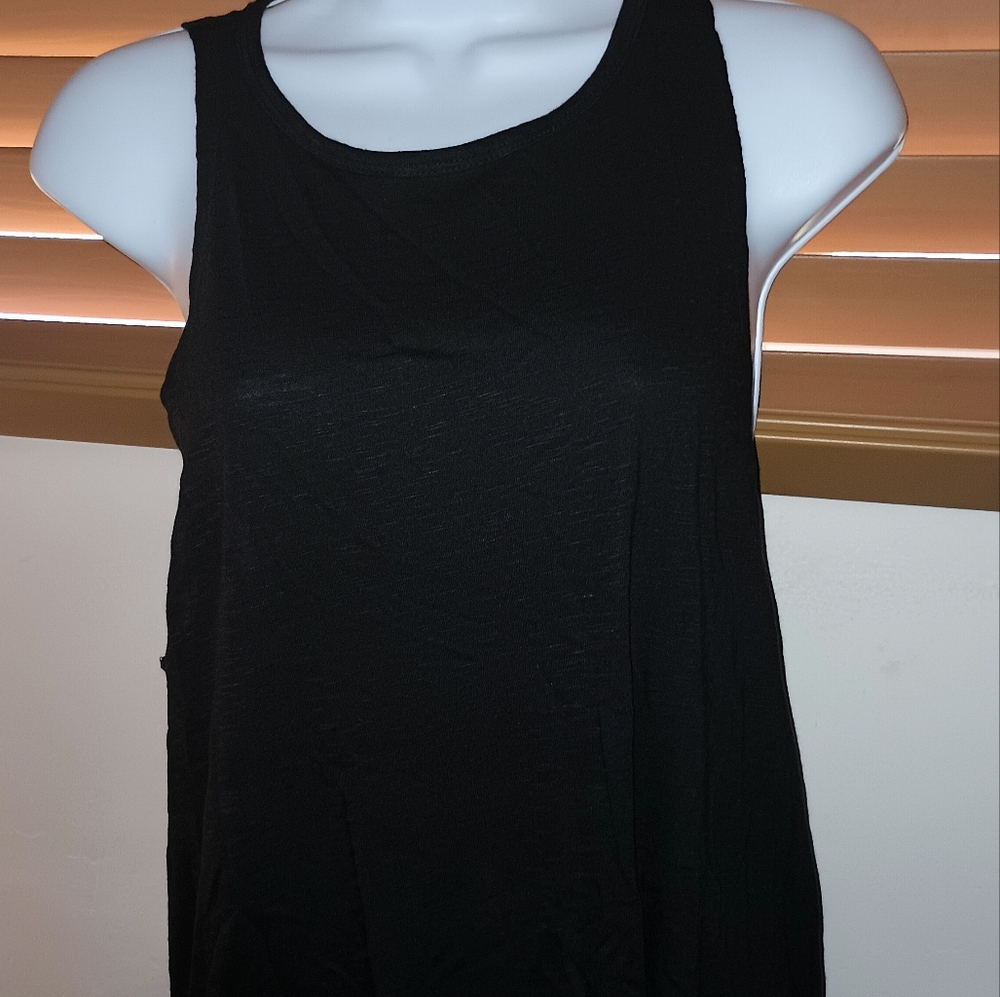 NWT black women's Zella tank top Large